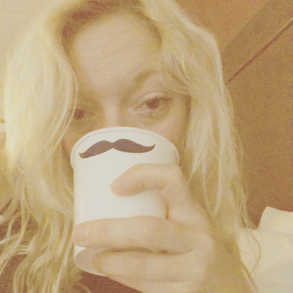 Meet your Posher, Kimberly - Picture 9 of 16